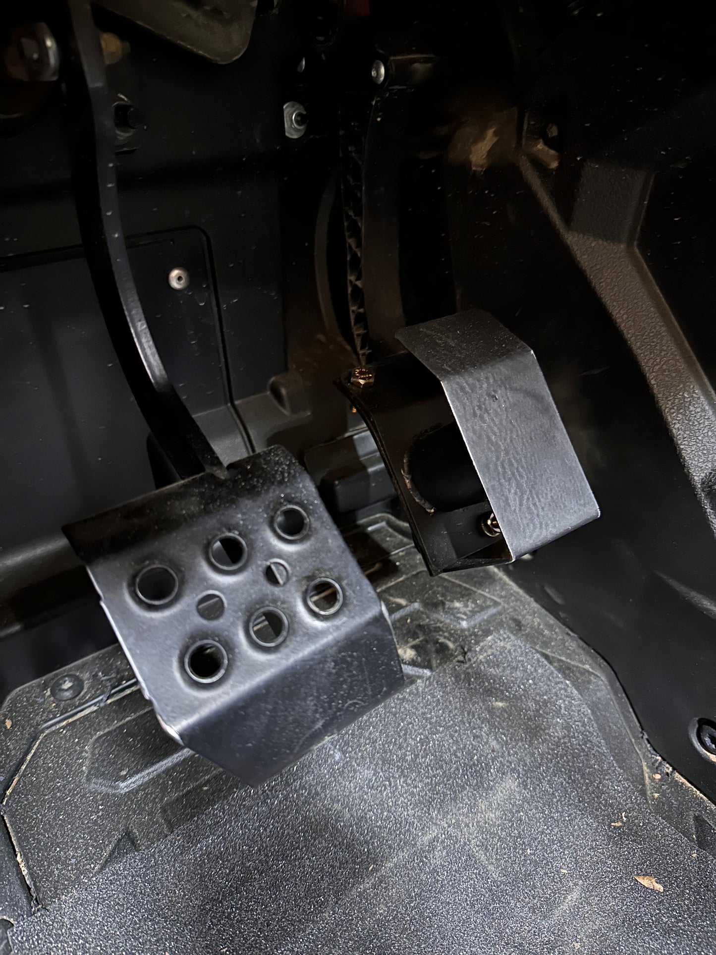 Polaris Turbo R gas pedal extension